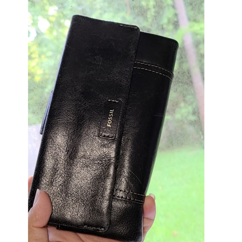 Fossil Wallet